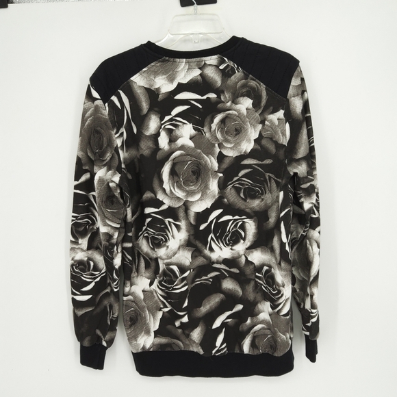 BLACK KAVIAR ROSE FLORAL SWEATSHIRT SIZE MEDIUM - Picture 7 of 8